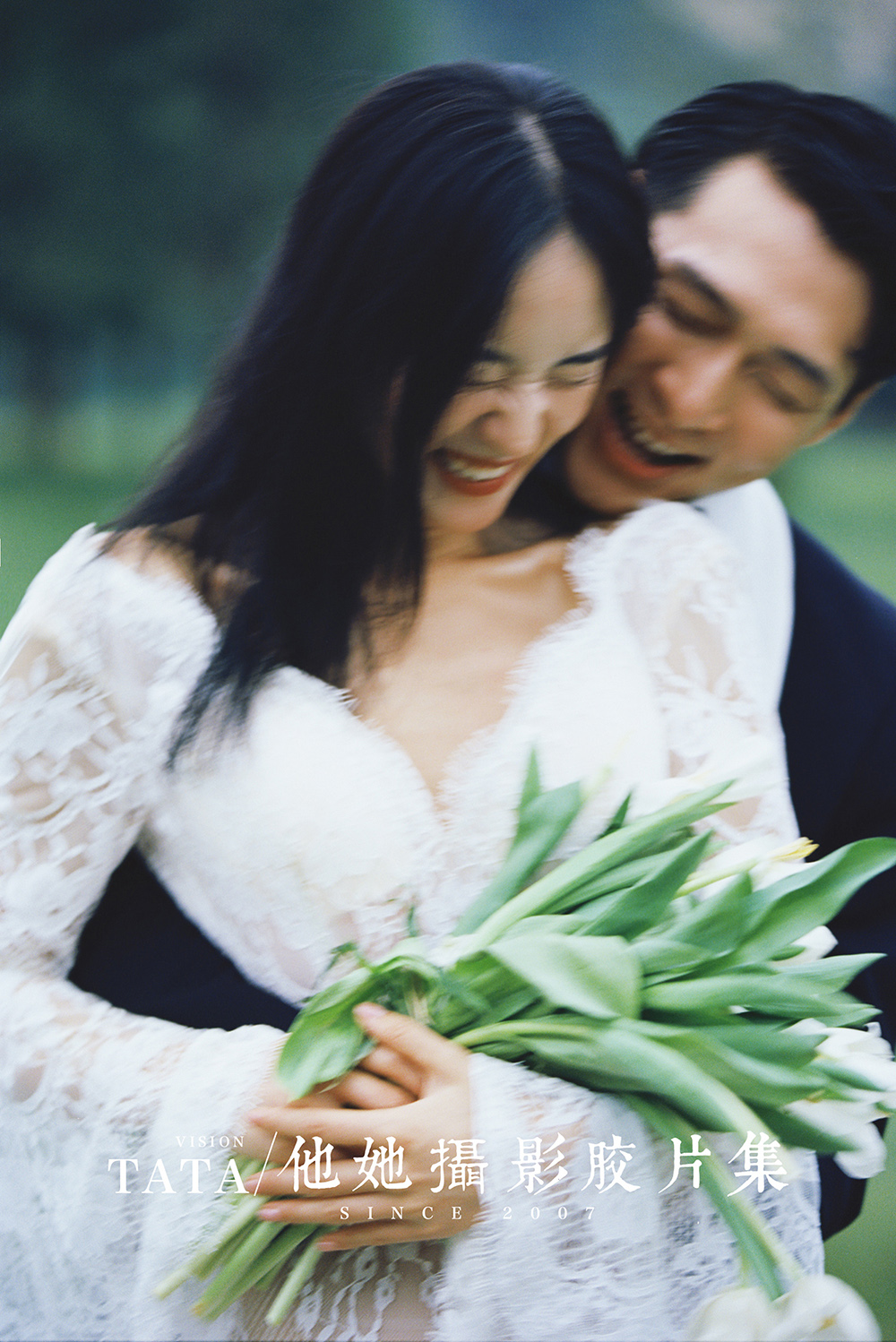 成都膠片婚紗照草坪儀式感婚禮紀實風格