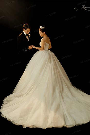成都婚紗照 成都婚紗攝影 成都旅拍婚紗照  室內婚紗照 復古婚紗照  宮廷婚紗照